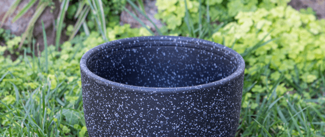 Plant pots for urban gardens online